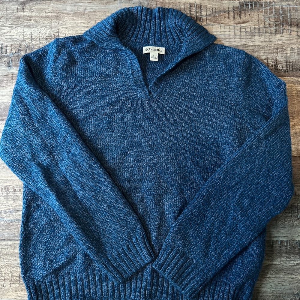 St. John Women's Deep Blue V-Neck Sweater